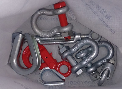 What Are The Different Types of Shackles